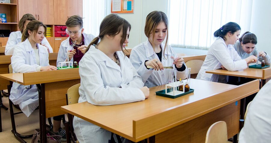 С 22 января московские колледжи и учреждения допобразования возобновят дистанционное обучение