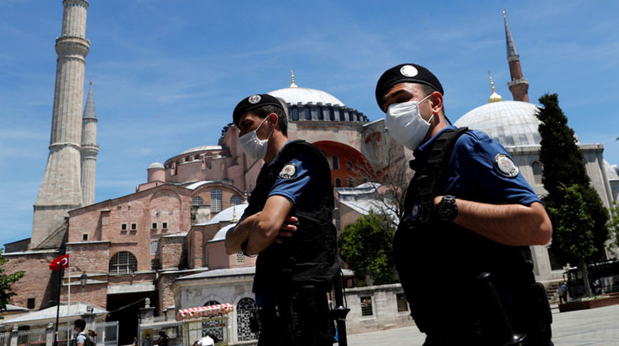 Эрдоган заявил об ужесточении антиковидных ограничений в Турции