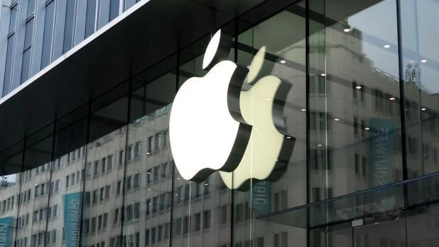 Apple отключил возможность оплаты в AppStore со счета мобильного трех операторов РФ