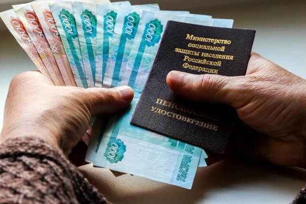 Страховые пенсии неработающих россиян с начала 2023 года будут дополнительно проиндексированы на 4,8%