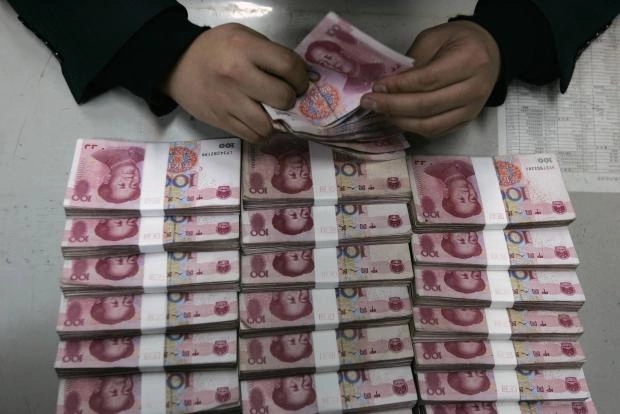Юань впервые стал самой популярной валютой на Мосбирже
