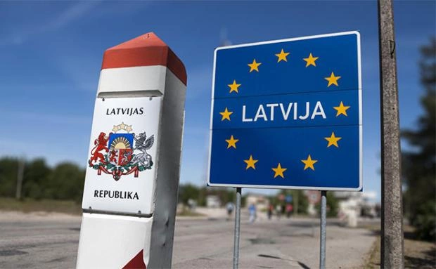Латвия объявила о приостановке соглашения с Россией об упрощенных поездках жителей приграничных регионов