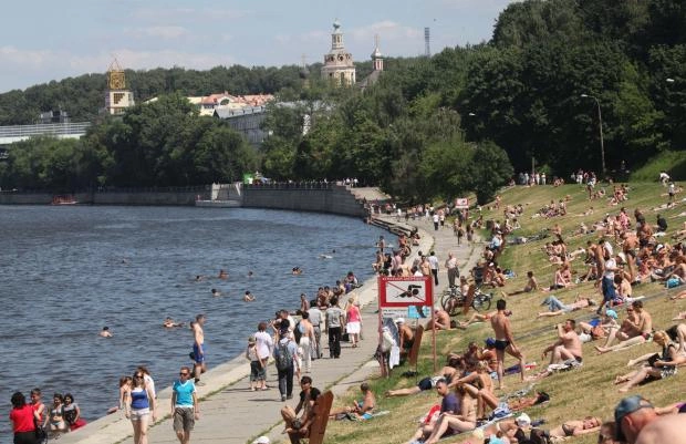  В Москве из-за сильной жары усилили патрулирование территорий у водоемов 