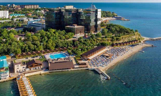 Вода в Черном море у берегов краснодарских курортов немного остыла