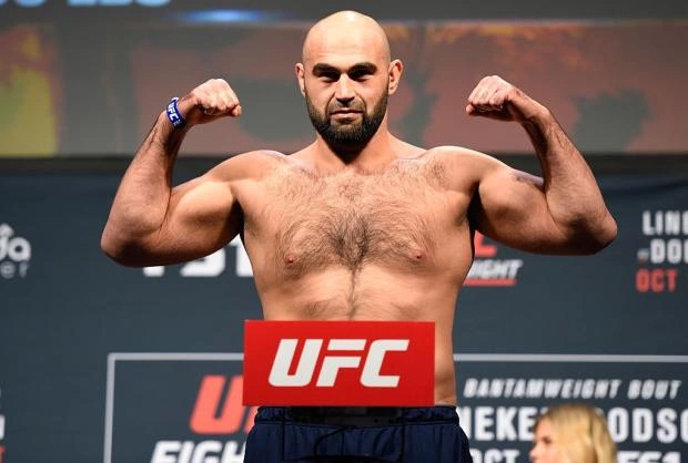 Российский боец Абдурахимов не смог получить визу США для участия в турнире UFC 279