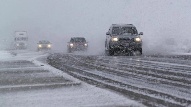 Жителей ряда регионов России предупредили о серьезном ухудшении погоды