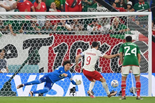 Мексика и Польша сыграли вничью на чемпионате мира