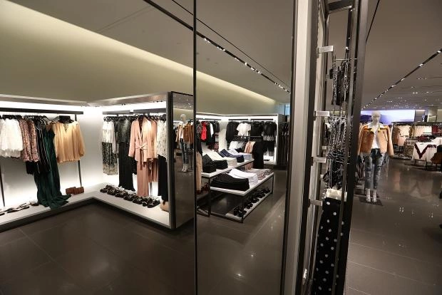 Российские магазины Zara в начале 2023 года начнут работать под новым брендом