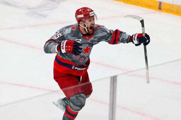 Григоренко и Мичков - среди лучших игроков февраля в КХЛ