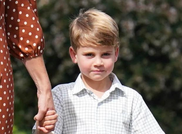 Принц Уильям и Кейт Миддлтон поделились портретом принца Луи на его 5-й день рождения