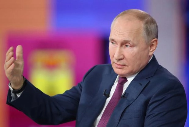 Владимир Путин заявил, что российская экономика адаптировалась к санкционному давлению